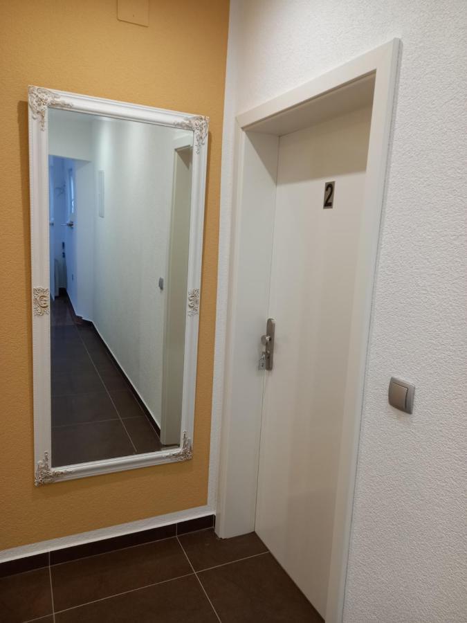 Apartmani Tropical Vodice Esterno foto