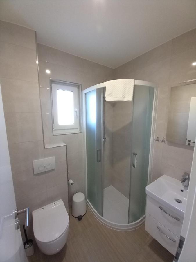 Apartmani Tropical Vodice Esterno foto