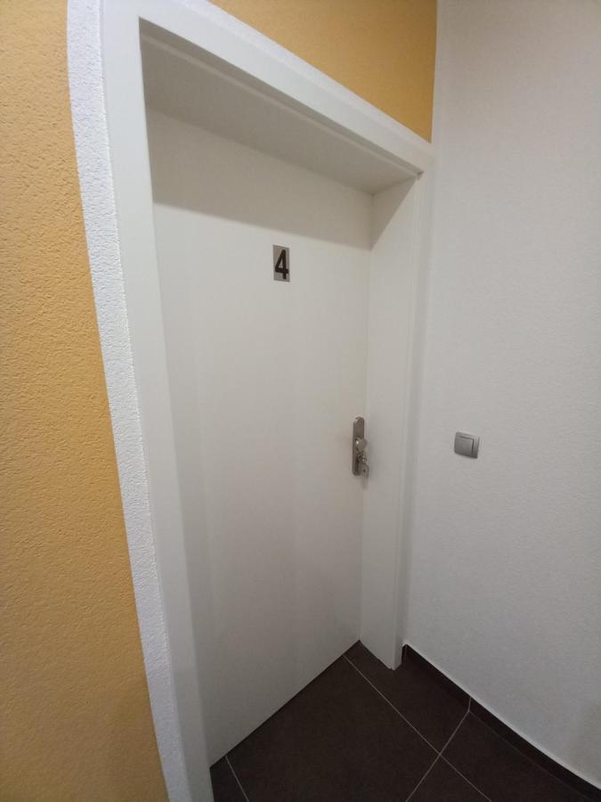 Apartmani Tropical Vodice Esterno foto