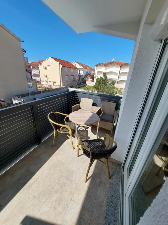 Apartmani Tropical Vodice Esterno foto