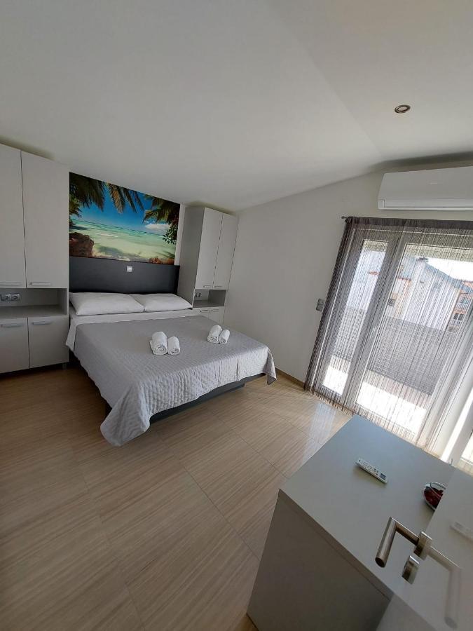 Apartmani Tropical Vodice Esterno foto