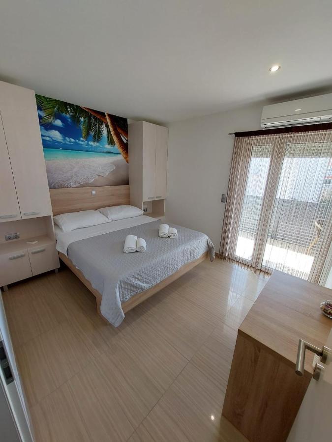 Apartmani Tropical Vodice Esterno foto